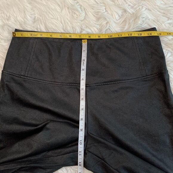 TROUVE faux leather leggings black medium - Picture 5 of 8